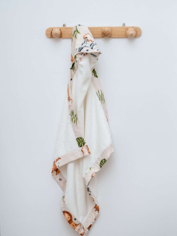 -Κάπα Μπουρνουζάκι Jungle 1,20*1,20 White