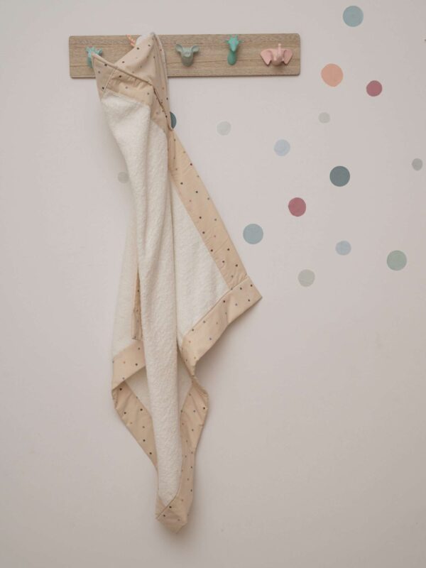 -Κάπα Μπουρνουζάκι Beige Hearts 1,20*1,20 White