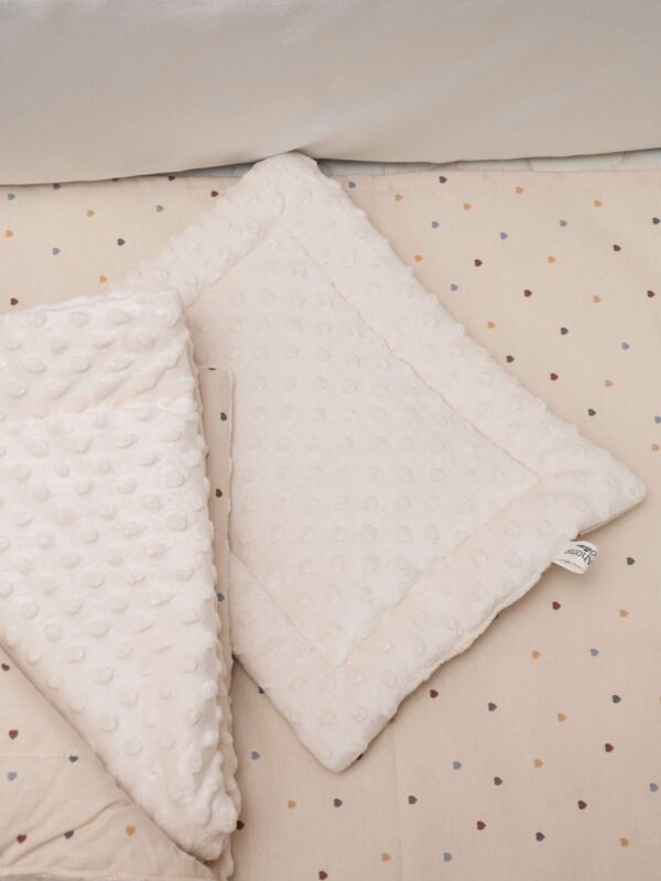 -Κουβέρτα & μαξιλαράκι Fleece Beige Hearts Εκρού