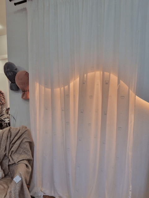 Κουρτίνα Λευκή Γάζα Ανάγλυφη Teddy bear (ύψος επιθυμητό)