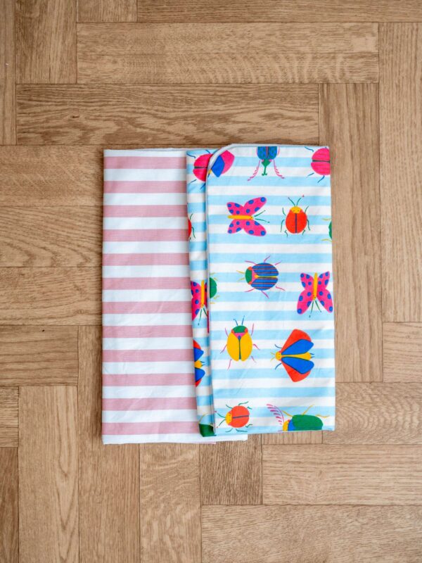 -Σετ Σελτεδάκια Αδιάβροχα 2 τεμ. Beetles- Ριγέ Σάπιο Μήλο