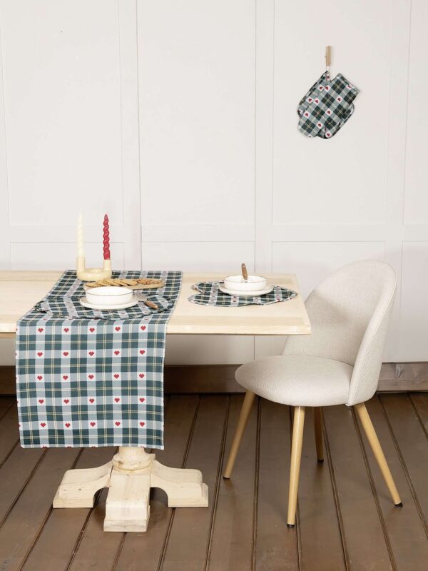 Runner Christmas Love