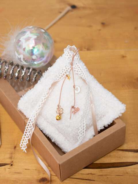 Γούρι αρωματικό Christmas Nuts 2026 - Teddy Εκρού