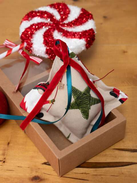 Γούρι αρωματικό Christmas Nuts 2026 - Νανάκια