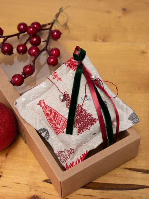 Γούρι αρωματικό Christmas Nuts 2026 - Trees