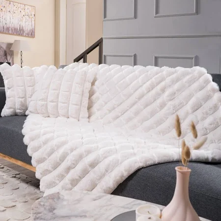 Γούνινο Ριχτάρι Λευκό Cube 01