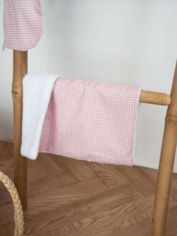 -Πετσετάκι Καρό Ροζ