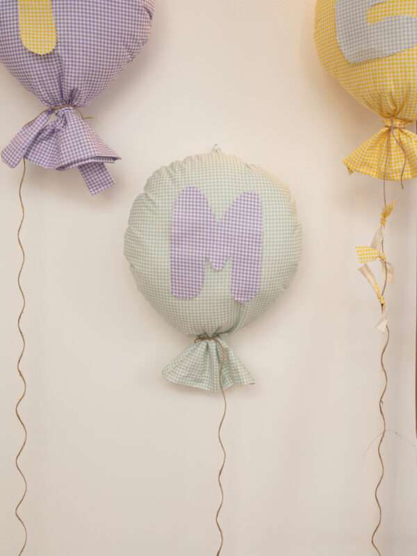 -Μαξιλαράκι Τοίχου Balloon Καρό Μέντα με μονόγραμμα