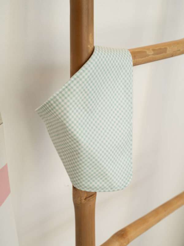 -Χειροποίητη Σαλιάρα μπαντάνα Καρό Μέντα