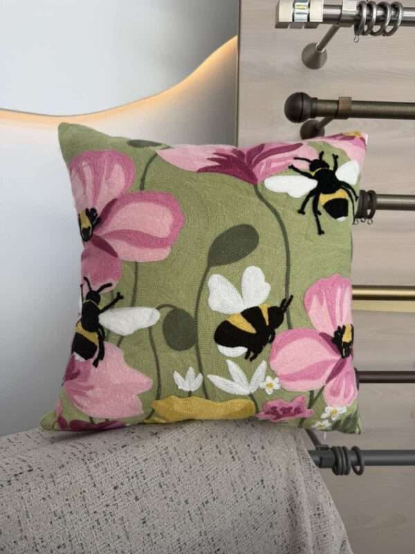 Μαξιλάρι Με Γέμιση Bee Garden